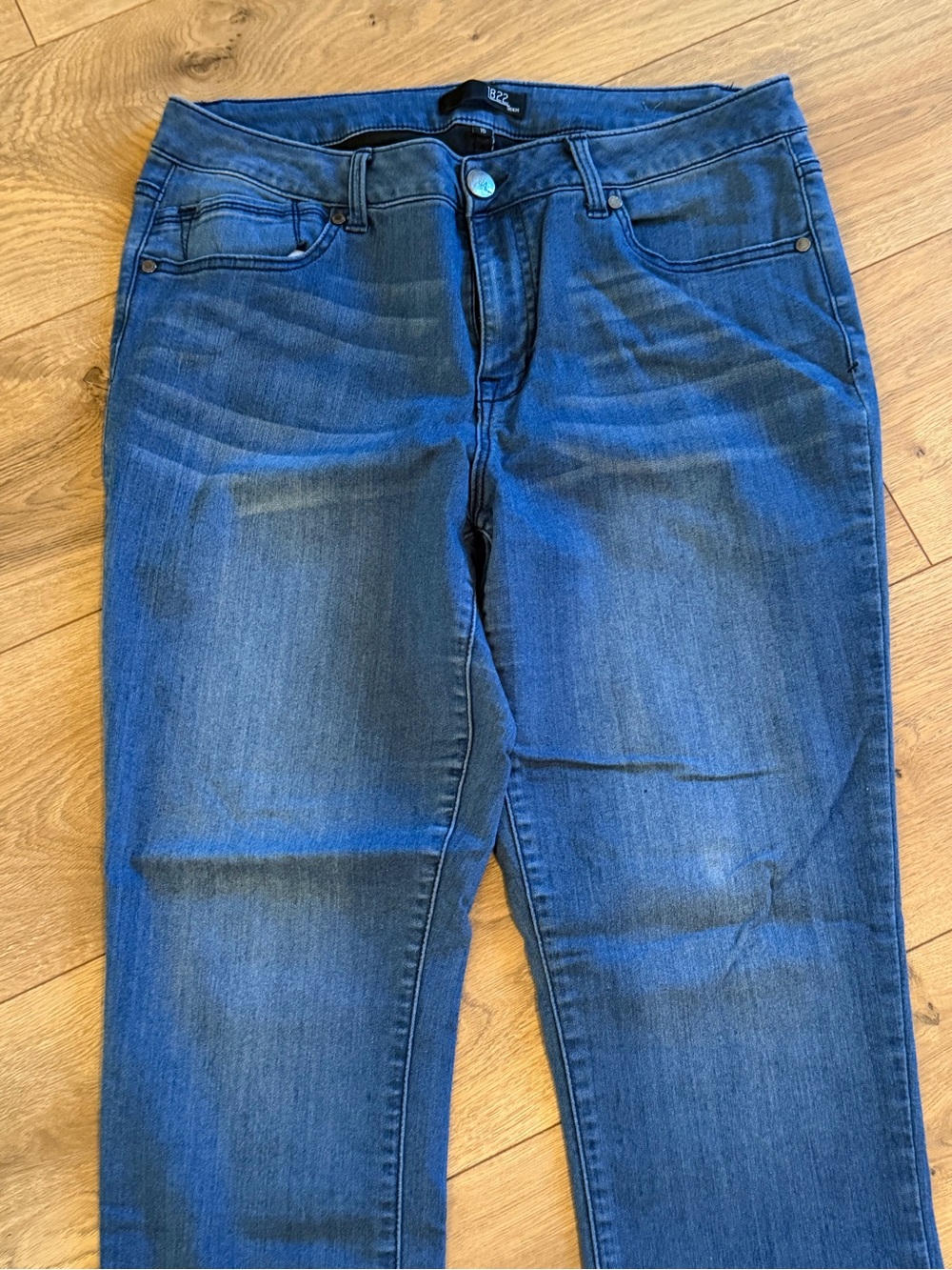 1822 Denim Indigo High-Rise Jeans